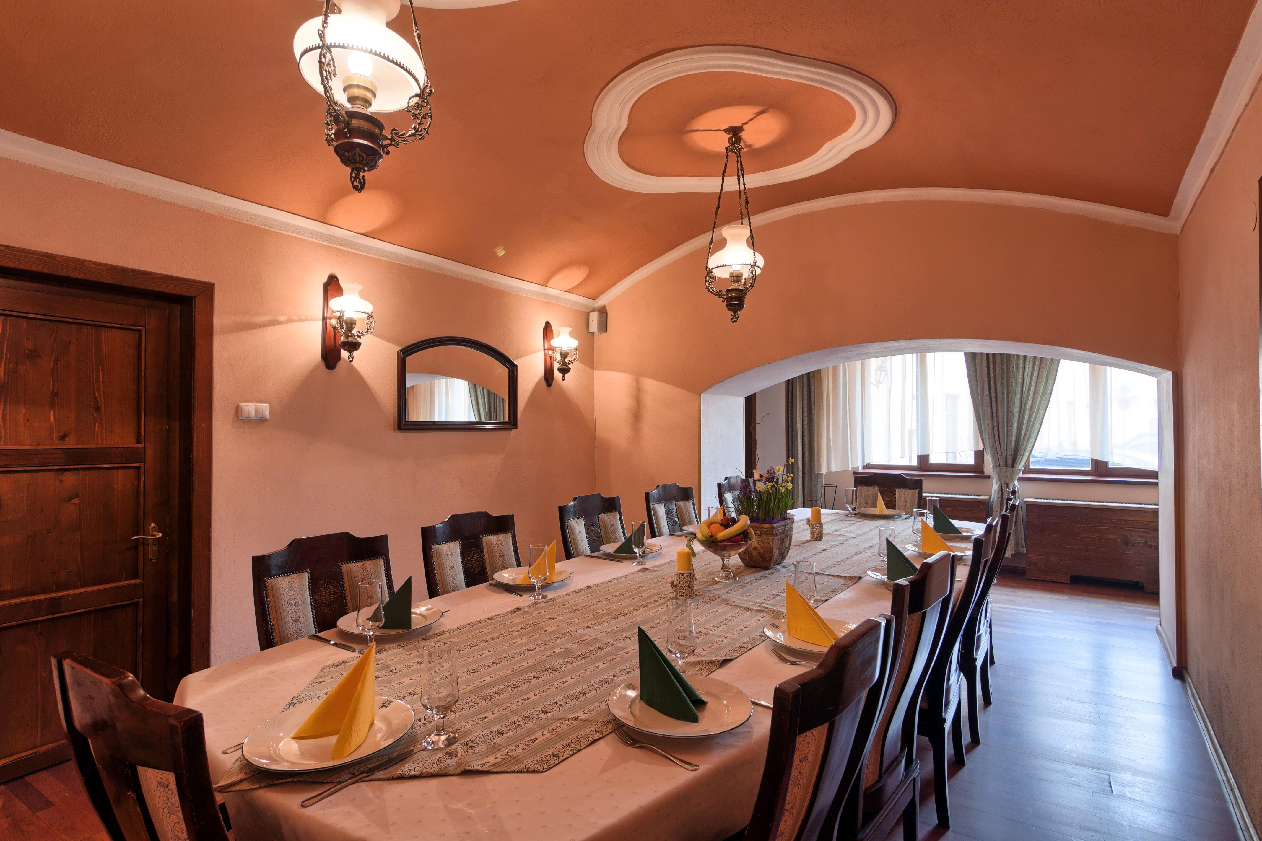 Hotel Traube Медіаш Екстер'єр фото